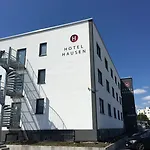 Hausen Frankfurt מלון 4*