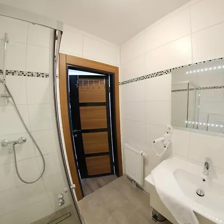 酒店 Hausen Frankfurt 4*