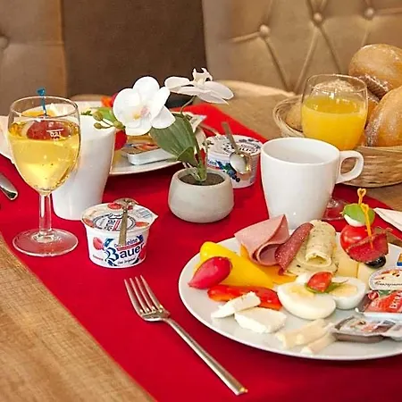 Hausen Frankfurt Hotel