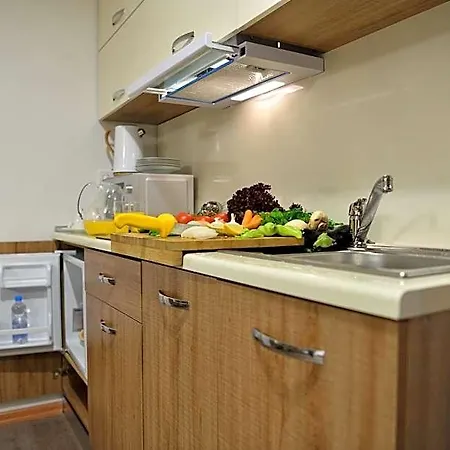 Hausen Frankfurt 4*