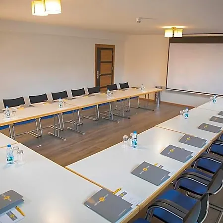 Hausen Frankfurt Hotel 4*