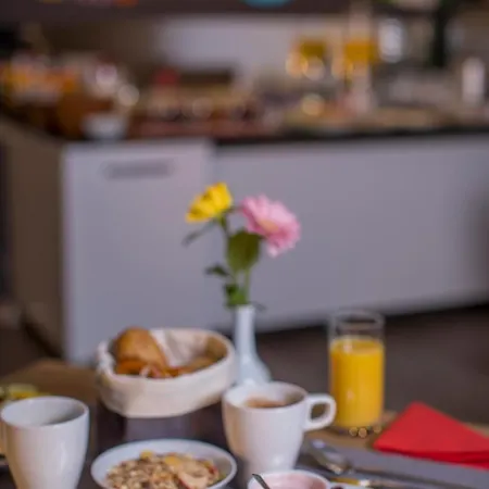 酒店 Hausen Frankfurt 奥博茨豪森